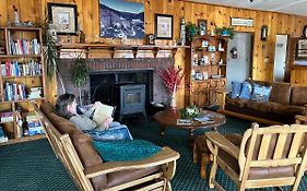Lighthouse Inn
